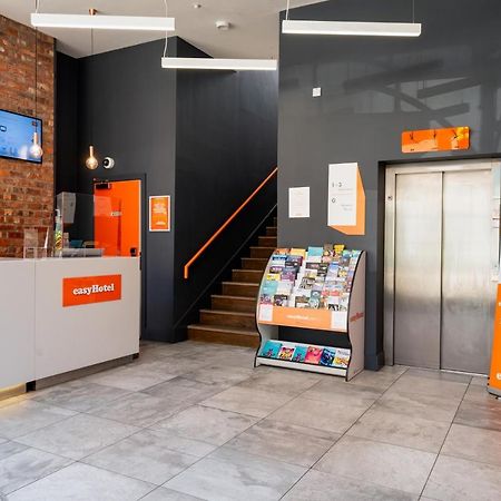 Easyhotel Birmingham Exterior foto